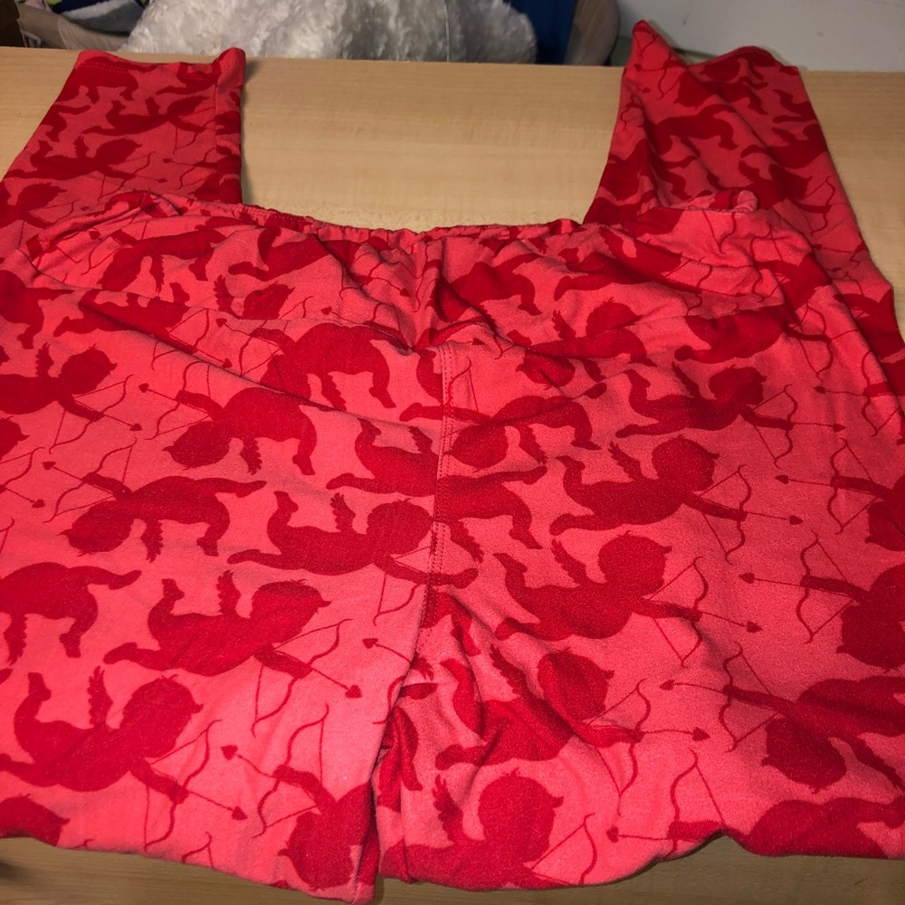 LuLaRoe TC valentines leggings